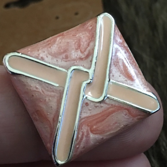 Peach enamel swirl silver tone setting earrings - Picture 4 of 5